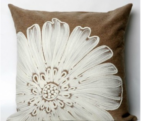 White Daisy Flower Pillow