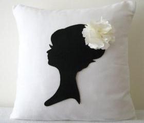 White Corner Daisy Flower Pillow