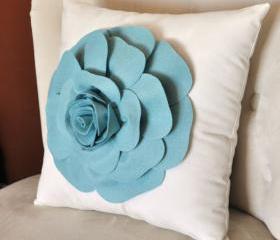 Turquoise Daisy White Flower Pillow