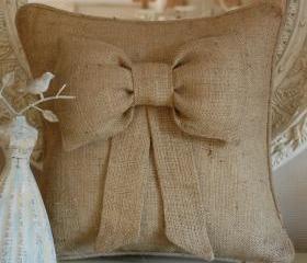 Signature Cotton Bowknot Pillow